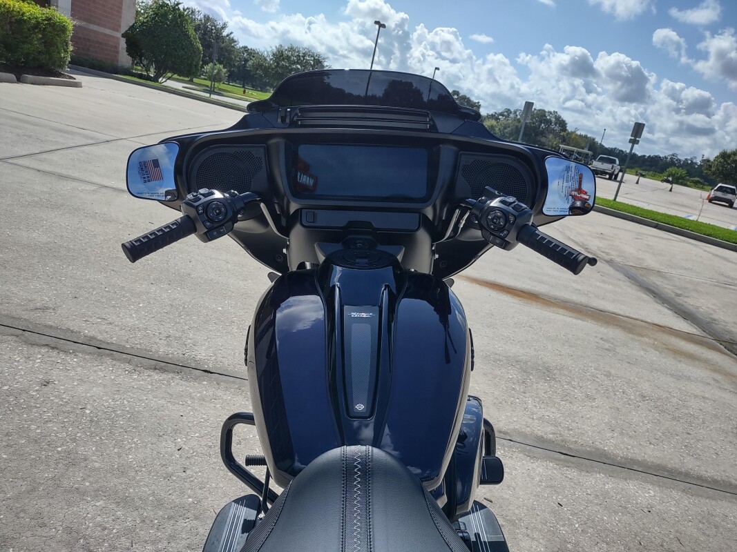 Street Glide - Photo 6