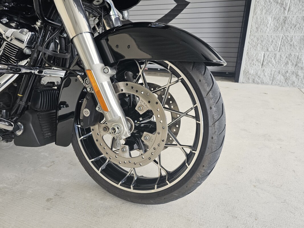 2022 Harley-Davidson Road Glide Special - Photo 4