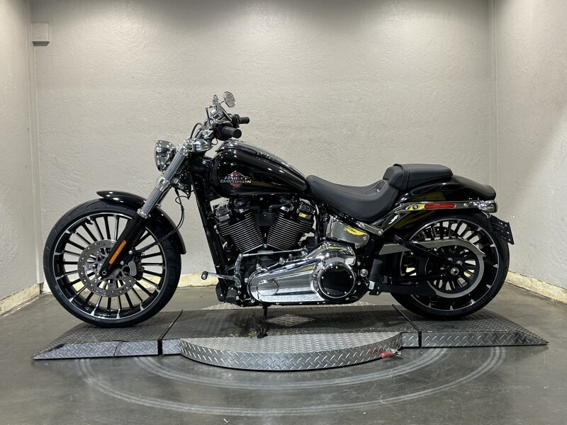 Harley-Davidson Breakout 2025 FXBR 84634463 MDNGHT FIRSTORM - Photo 4