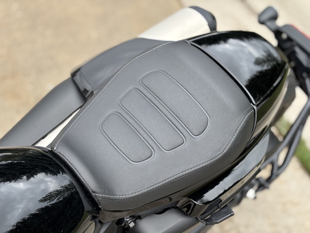 2024 Harley-Davidson Sportster S Vivid Black - Photo 10