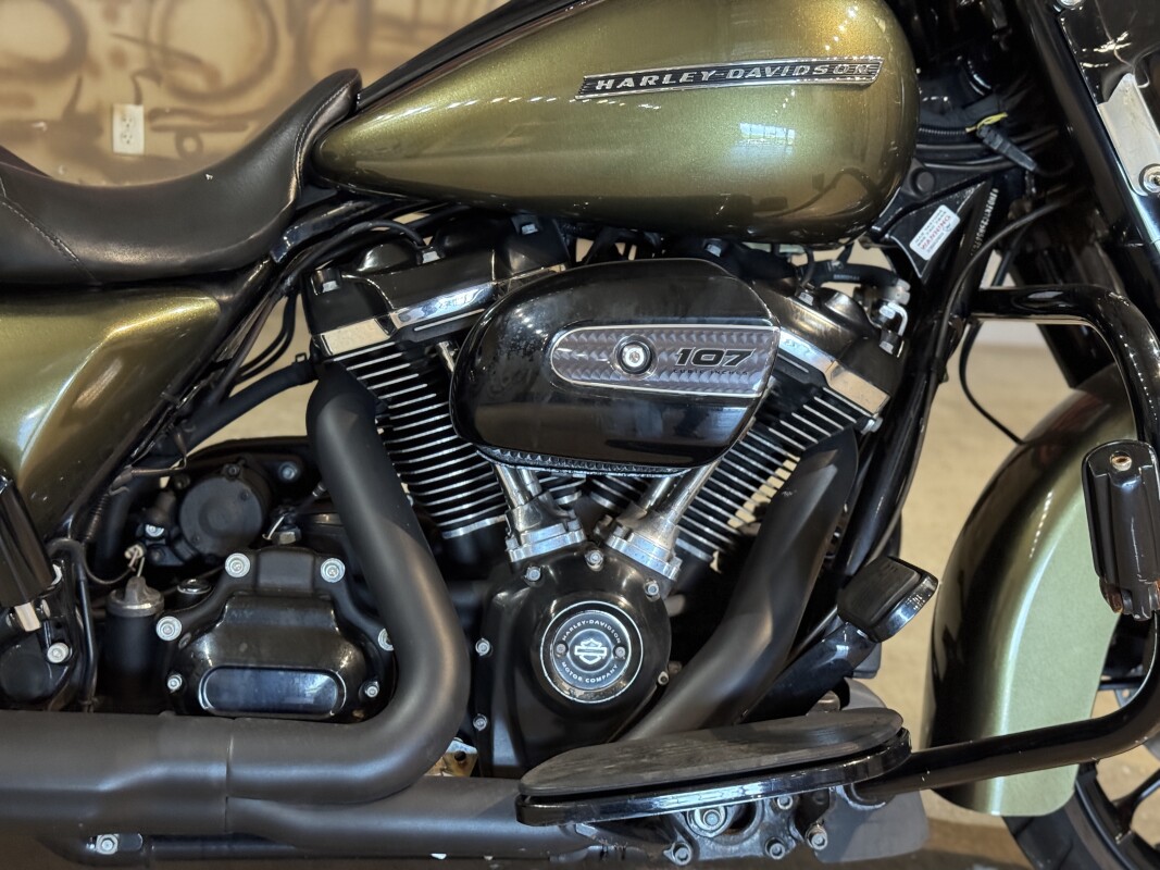 FLHRXS 2017 Road King Special - Photo 7