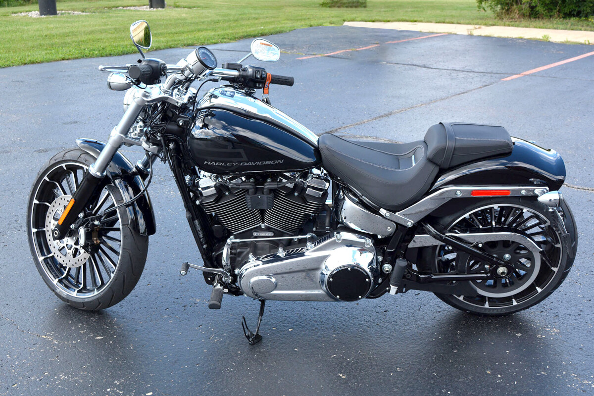 2025 Harley-Davidson Breakout Vivid Black - Photo 3