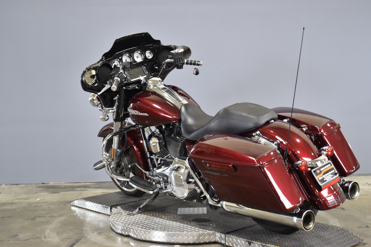 2014 Harley-Davidson Street Glide Special FLHXS - Photo 6