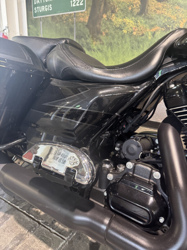 2017 Harley-Davidson CVO Street Glide - Photo 5