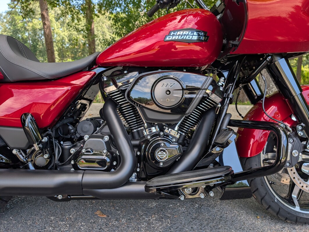 FLTRX 2025 Road Glide - Photo 7