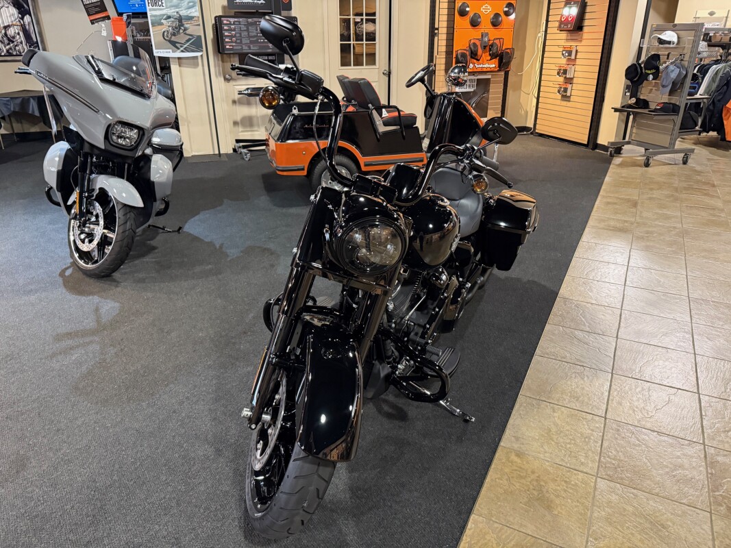 FLHRXS 2025 Road King Special - Photo 2