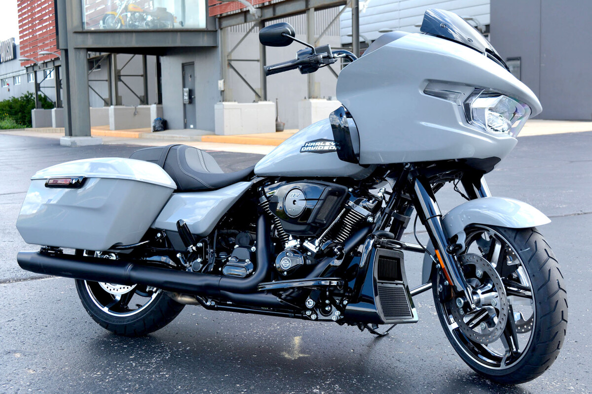2025 Harley-Davidson Road Glide Billiard Gray - Black Finish - Photo 7