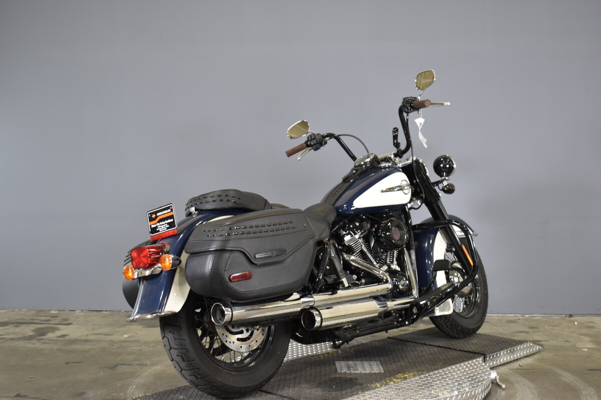 2019 Harley-Davidson Heritage Classic 114 FLHCS - Photo 9