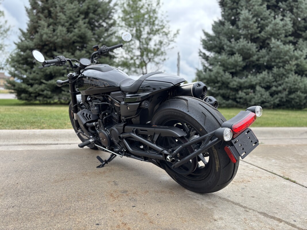 2024 Harley-Davidson Sportster S Vivid Black - Photo 5