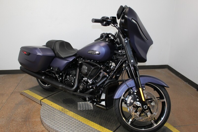 Harley-Davidson Street Glide 2025 FLHX 84632155 PRPL ABYSS DNM - Photo 2