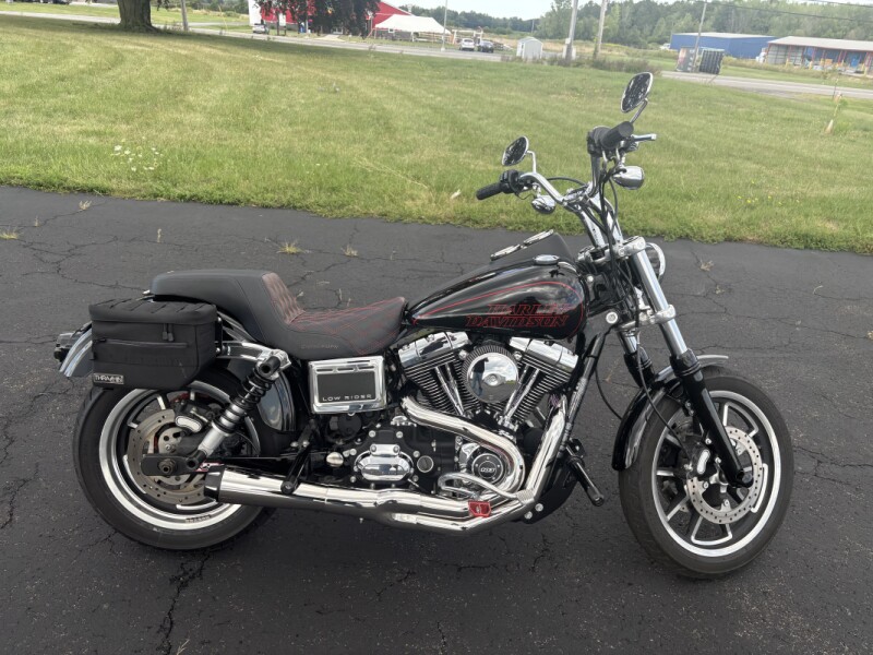 2014 Harley-Davidson® Low Rider® Vivid Black