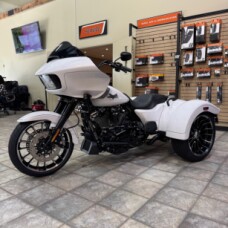 2025 Road Glide® 3 FLTRT  thumb 0