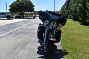 2015 Harley-Davidson® Ultra Limited thumb 2