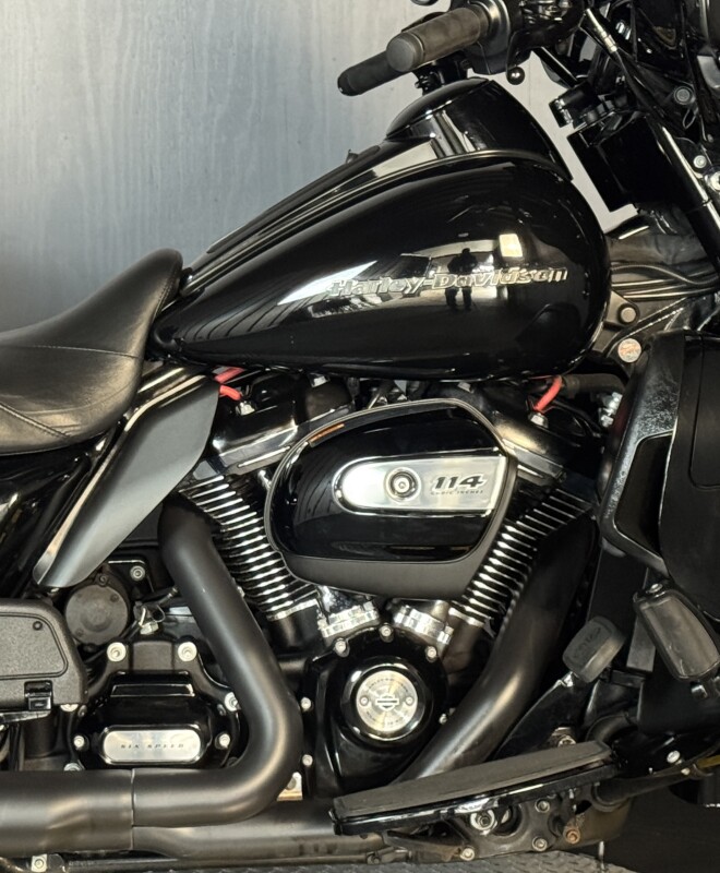 2020 Harley-Davidson Ultra Limited FLHTK BLACK - Photo 6