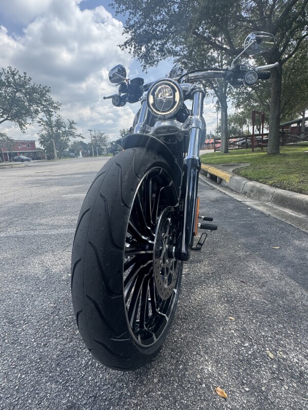 2025 Harley-Davidson Breakout - Photo 9