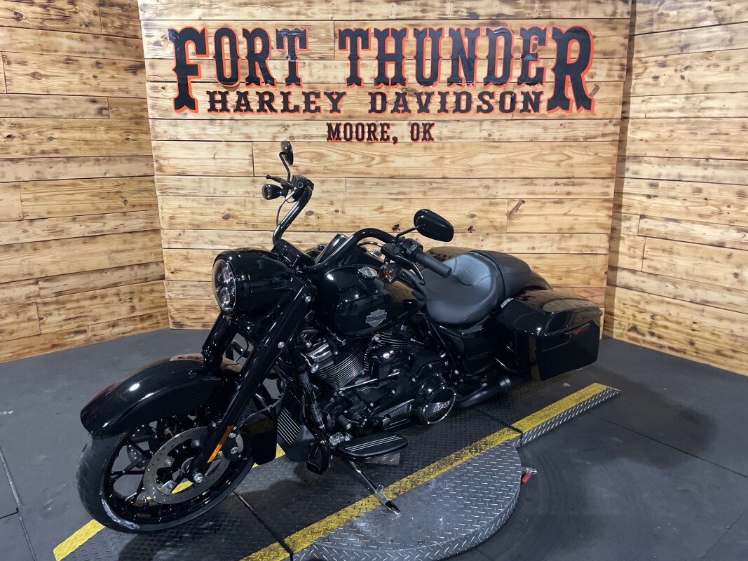 Harley-Davidson Road King Special 2025 FLHRXS VIVID BLACK - Photo 7