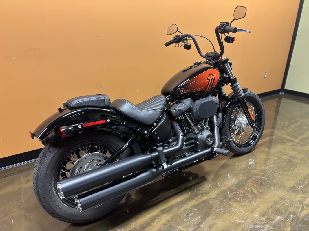 FXBBS 2021 Street Bob 114 - Photo 3