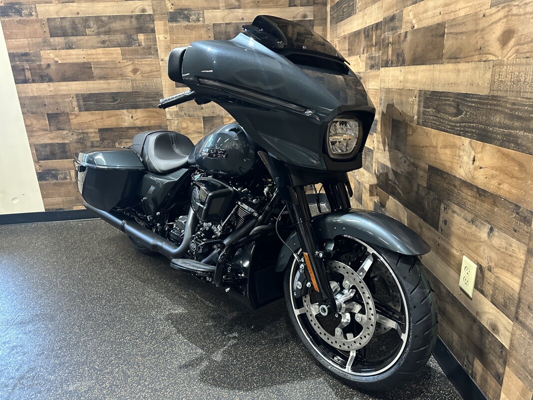 2025 Harley-Davidson Street Glide Iron Horse Metallic - Black Finish FLHX - Photo 3