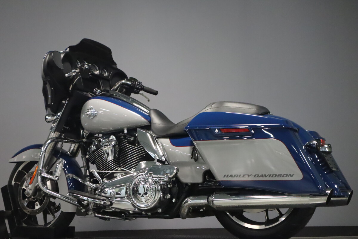 2023 Harley-Davidson Street Glide FLHX - Photo 6