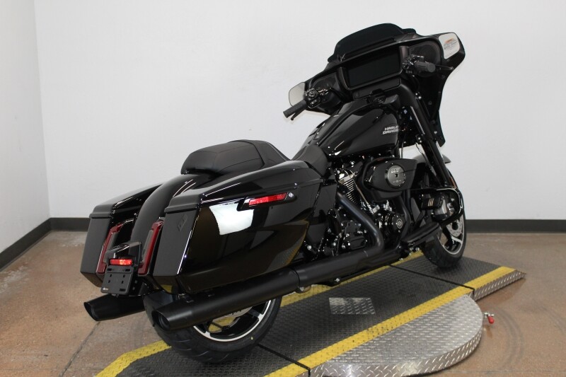 Harley-Davidson Street Glide 2025 FLHX 84640652 VIVID BLACK - Photo 8