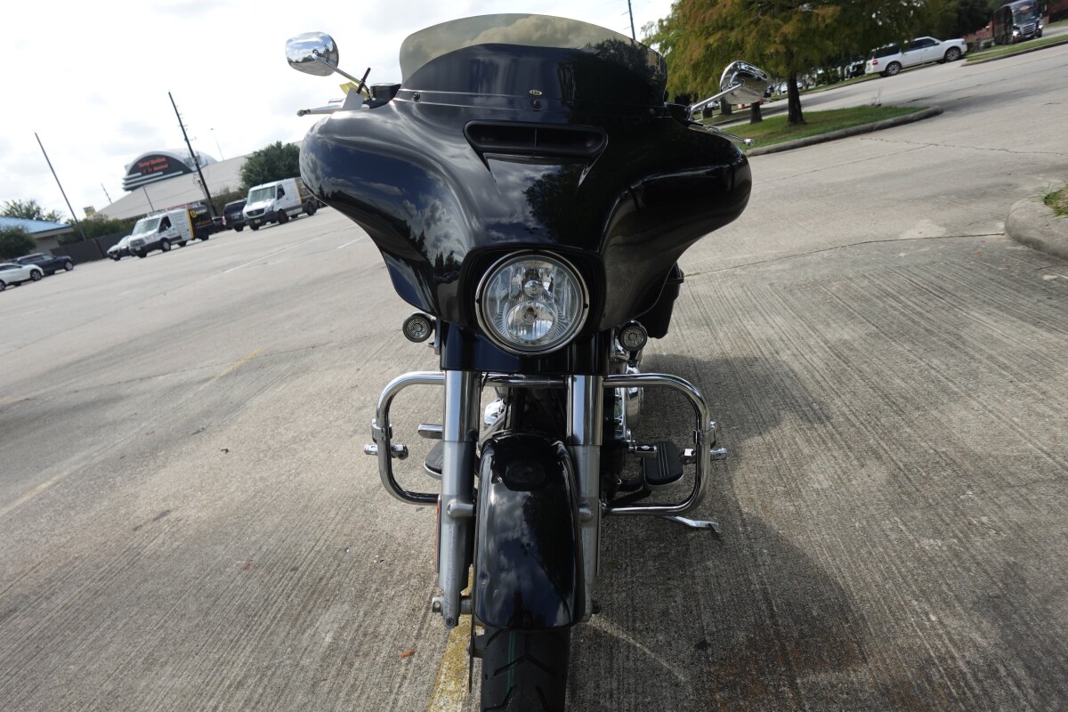 2017 Harley-Davidson Street Glide Special FLHXS - Photo 3