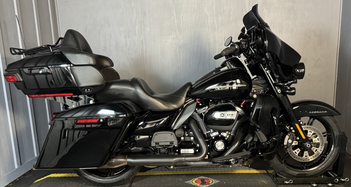 2020 Harley-Davidson Ultra Limited FLHTK BLACK