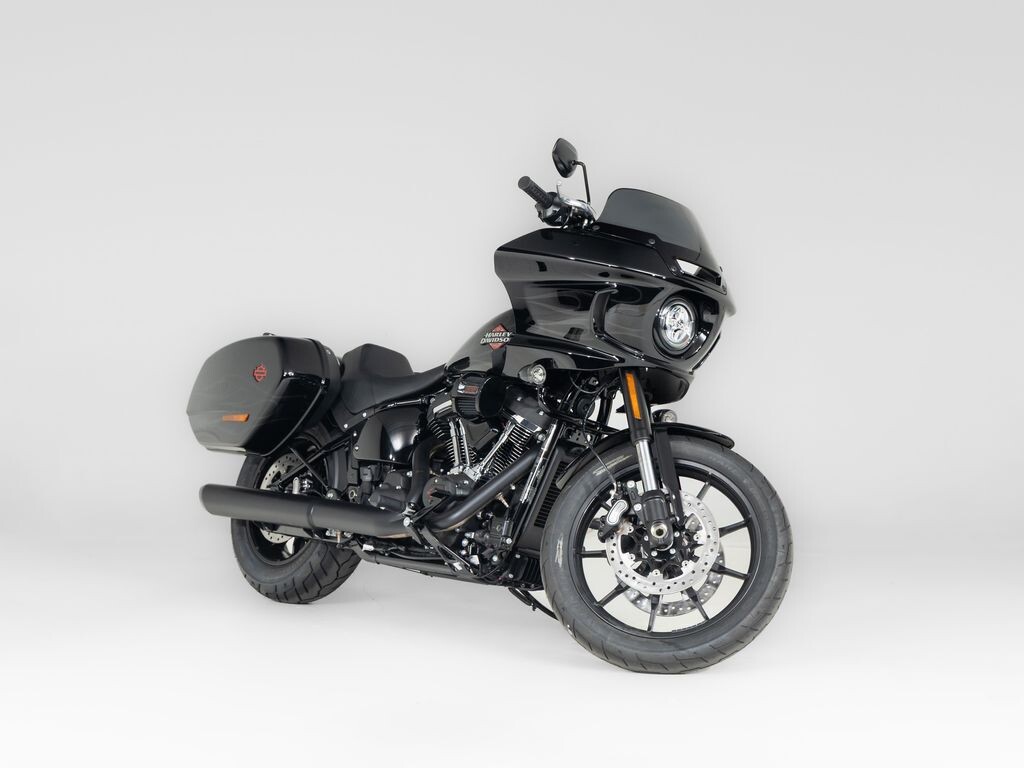 Foto van Low Rider ST 2025