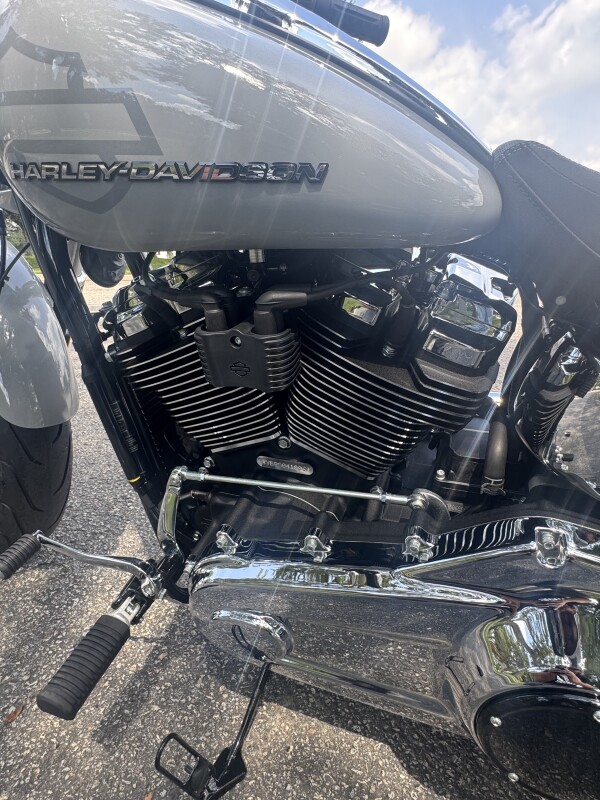 2025 Harley-Davidson Breakout - Photo 7