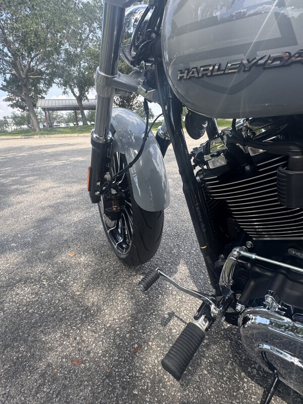 2025 Harley-Davidson Breakout - Photo 8