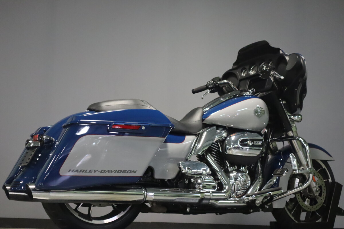 2023 Harley-Davidson Street Glide FLHX - Photo 8
