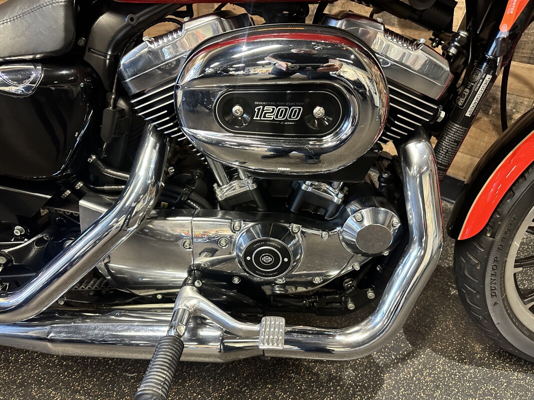 2010 Harley-Davidson Sportster 1200 Low Scarlet Red/Vivid Black XL1200L - Photo 8