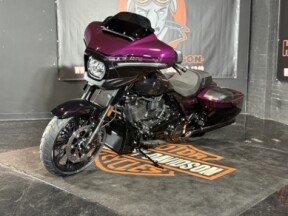 2025 Harley-Davidson® CVO™ Street Glide™ FLHXSE thumb 1