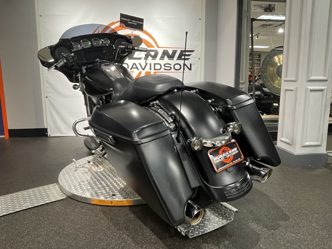 2022 Harley-Davidson Street Glide Special Black Denim - Photo 6