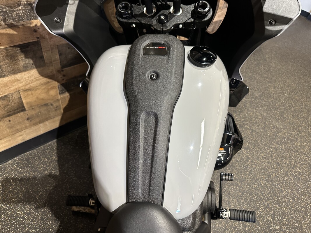 2025 Harley-Davidson Low Rider ST Billiard Gray - Black Finish FXLRST - Photo 5