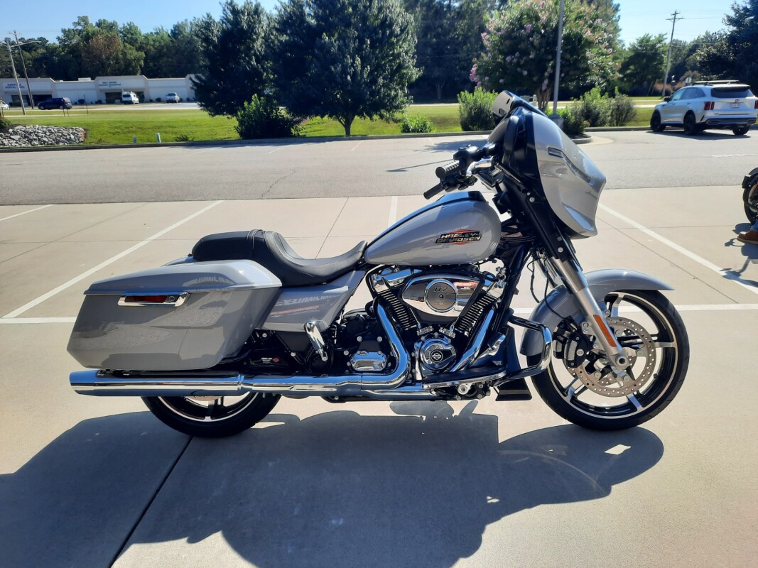 2025 Harley-Davidson Street Glide Billiard Gray - Photo 5