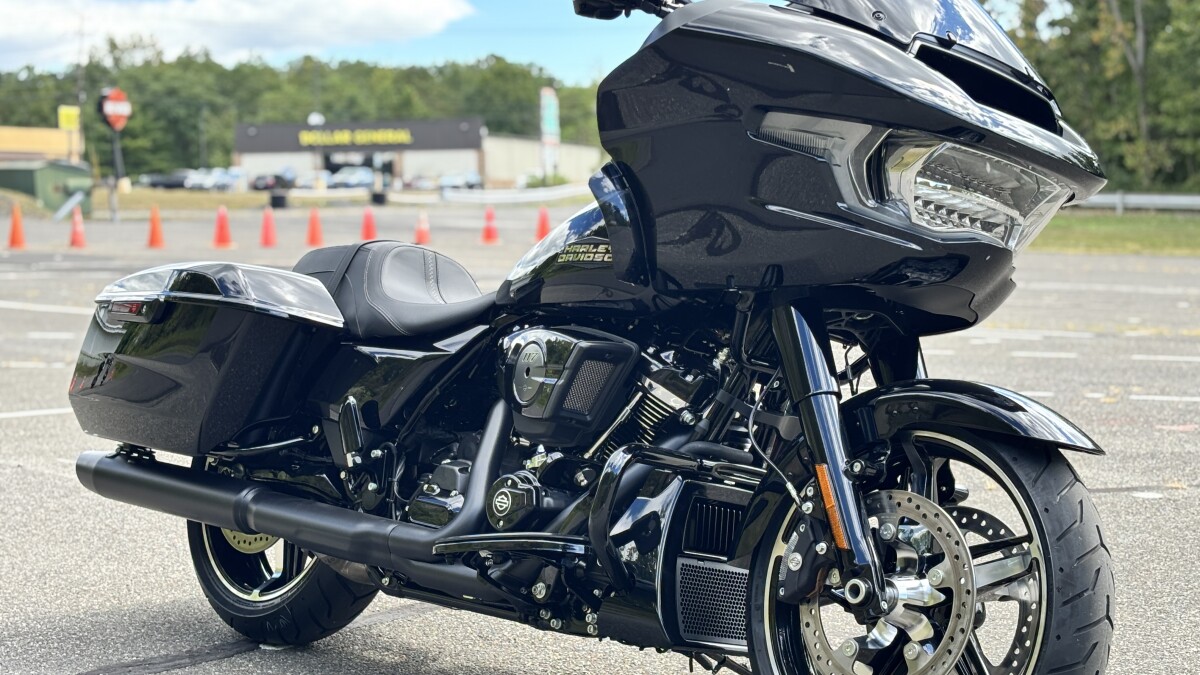 FLTRX 2025 Road Glide - Photo 6