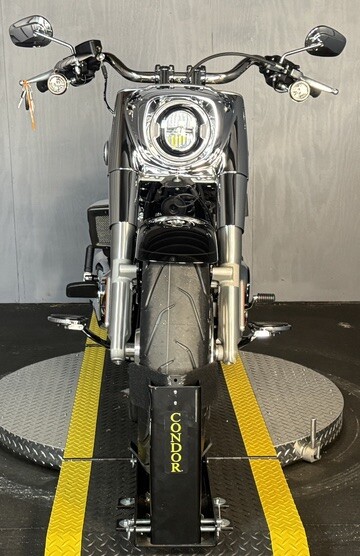 2025 Harley-Davidson Fat Boy FLFB VIVID BLACK W/ PINSTRIPE - Photo 2
