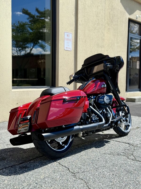 2025 Harley-Davidson Street Glide FLHX - Photo 4