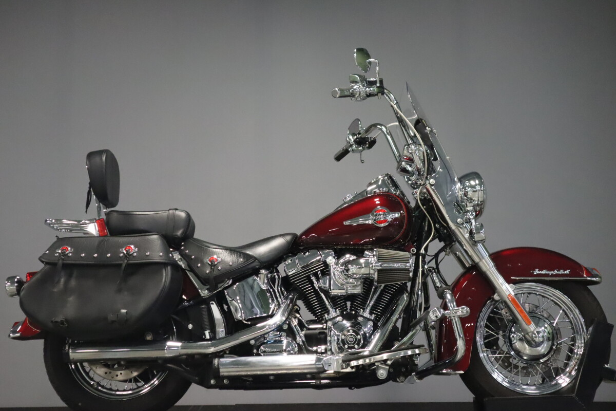 2017 Harley-Davidson Heritage Softail Classic FLSTC