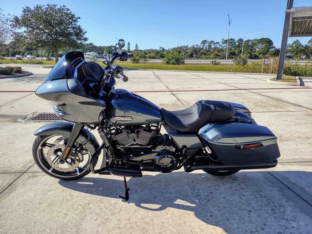 Road Glide - Photo 8