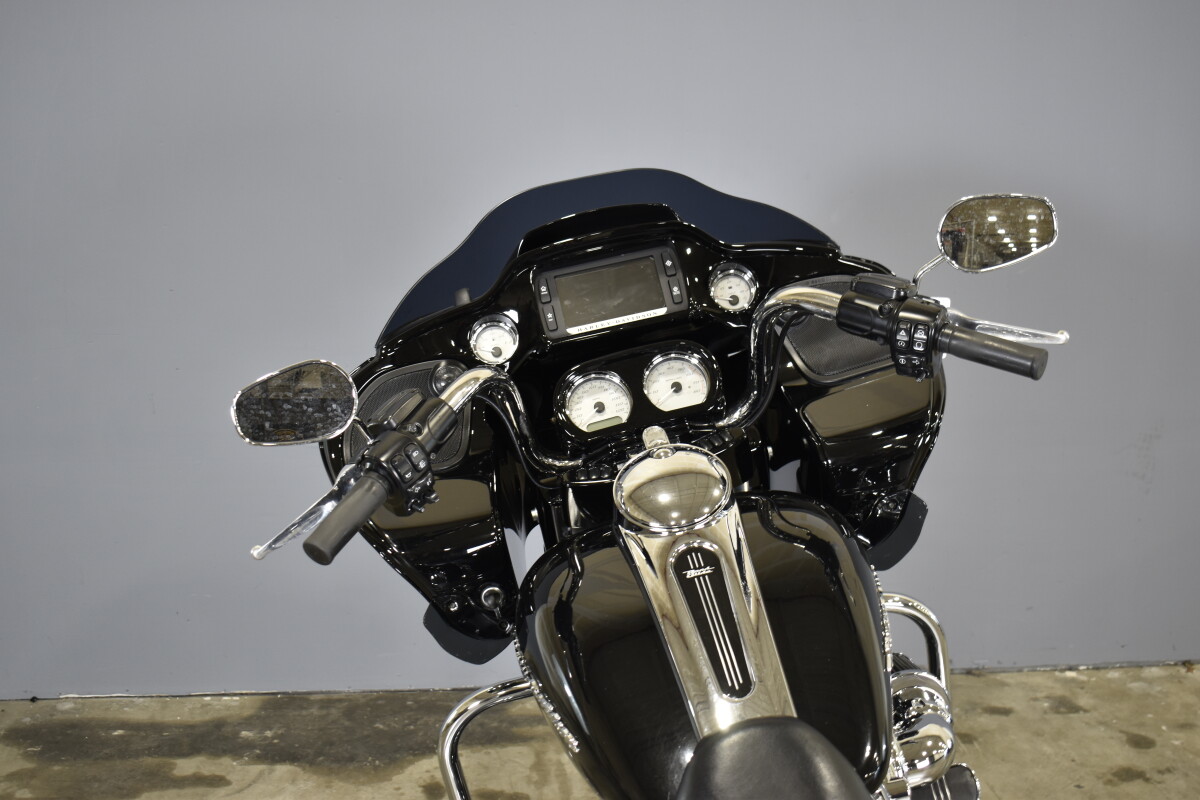 2017 Harley-Davidson Road Glide Special FLTRXS - Photo 8