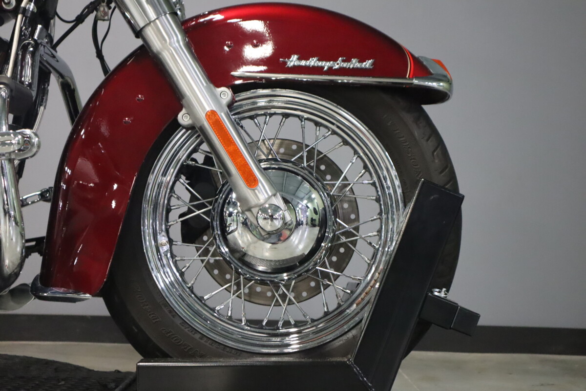 2017 Harley-Davidson Heritage Softail Classic FLSTC - Photo 10