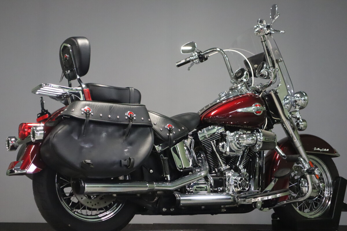 2017 Harley-Davidson Heritage Softail Classic FLSTC - Photo 8