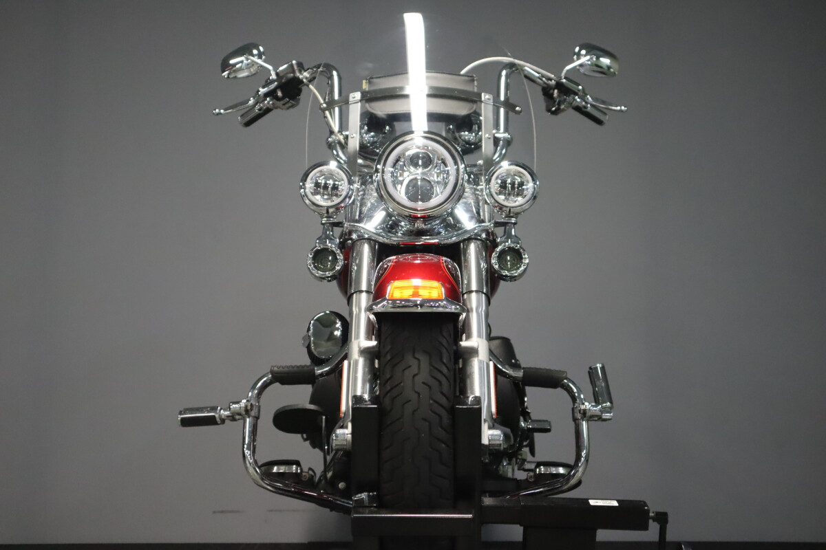 2017 Harley-Davidson Heritage Softail Classic FLSTC - Photo 3