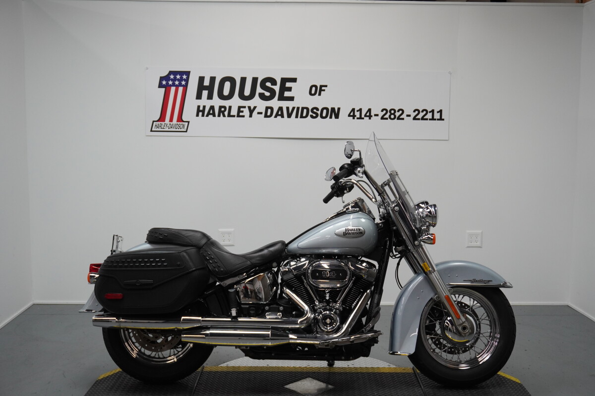 オートバイ・バイク Harley-Davidson Heritage Softail Special New 2025 Harley-Davidson Heritage Classic Motorcycle - Specs