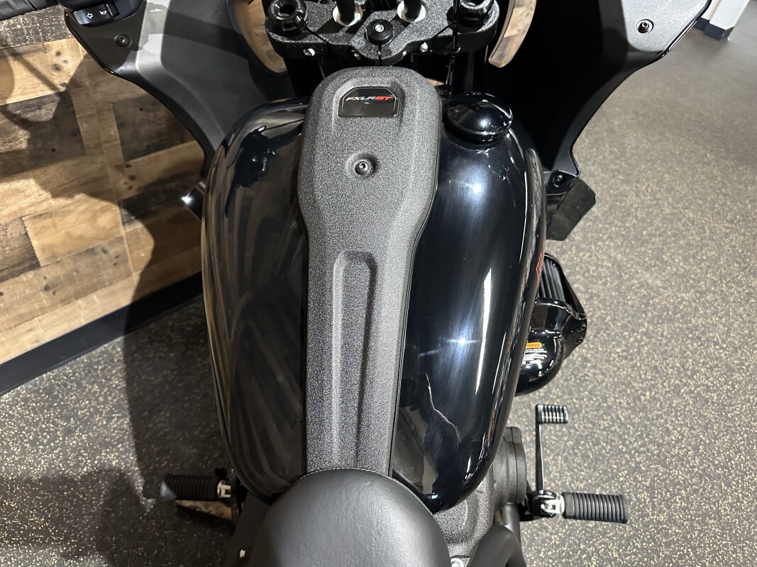 2025 Harley-Davidson Low Rider ST Vivid Black - Black Finish FXLRST - Photo 5