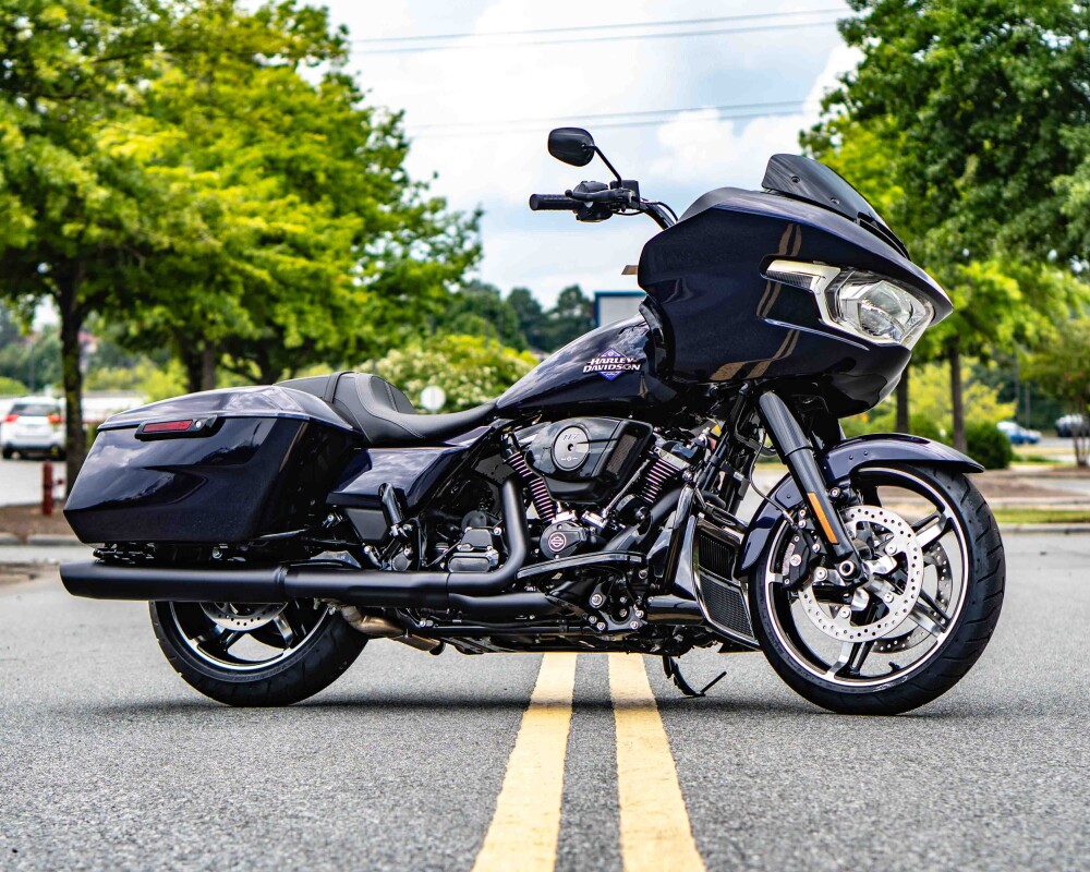 FLTRX 2025 Road Glide - Photo 2