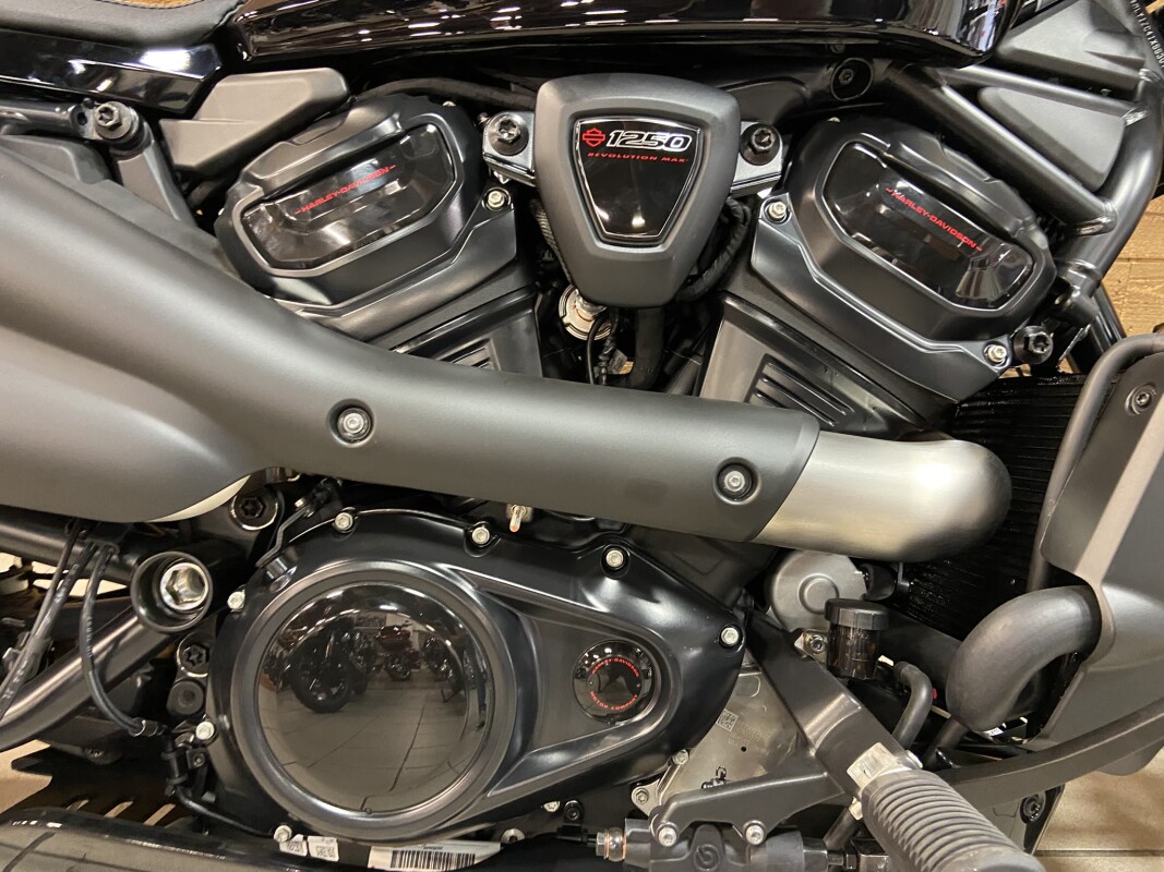 2025 Harley-Davidson Sportster S Vivid Black RH1250S - Photo 3