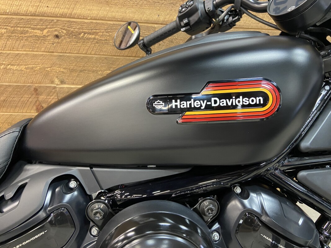 2025 Harley-Davidson Nightster Special Black Denim RH975S - Photo 2