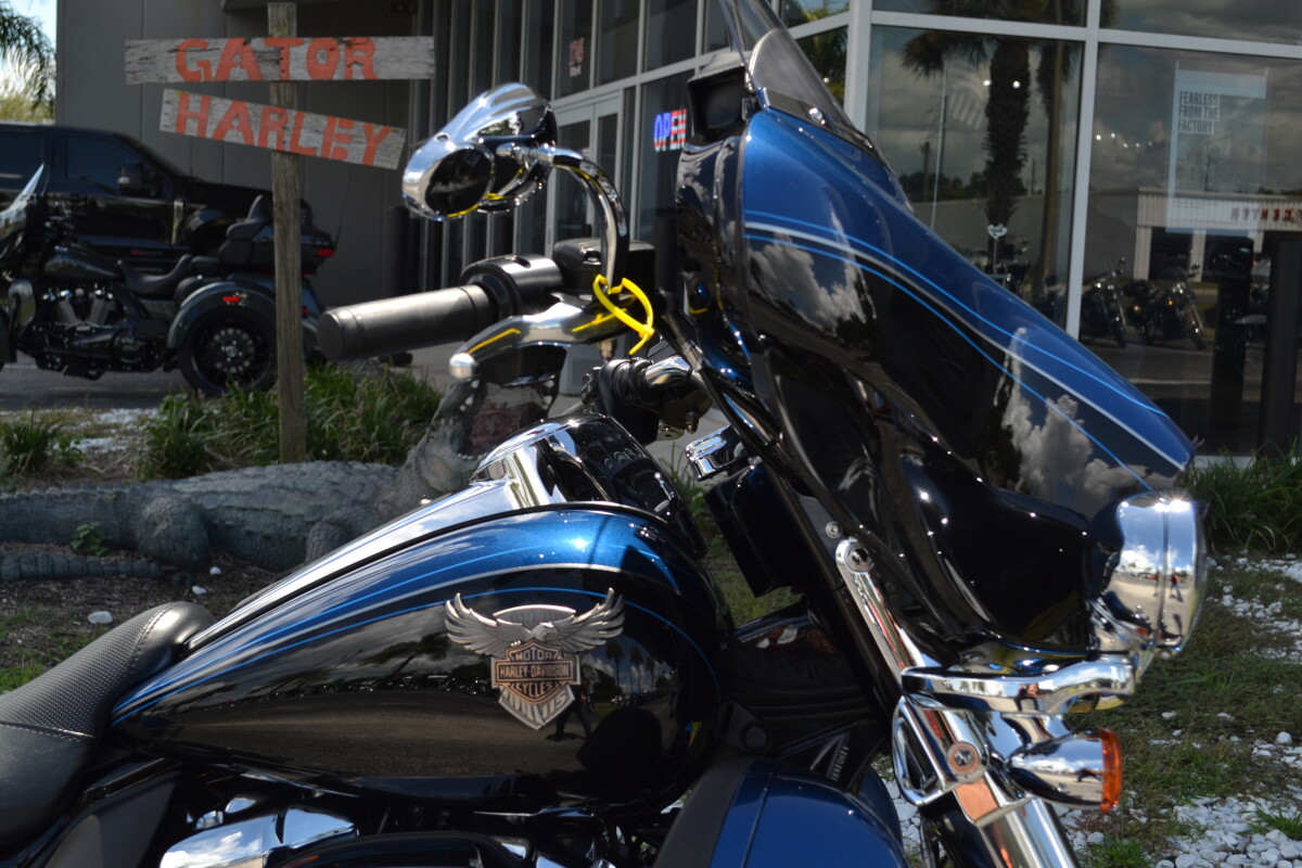 2018 Harley-Davidson 115th Anniversary Ultra Limited - FLHTK - Photo 2